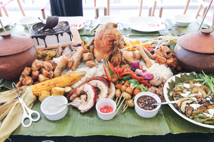 Boodle Fight food Davao City Philippines