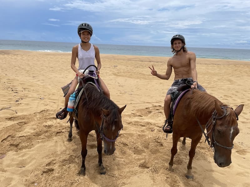 horse riding, bocas del toro